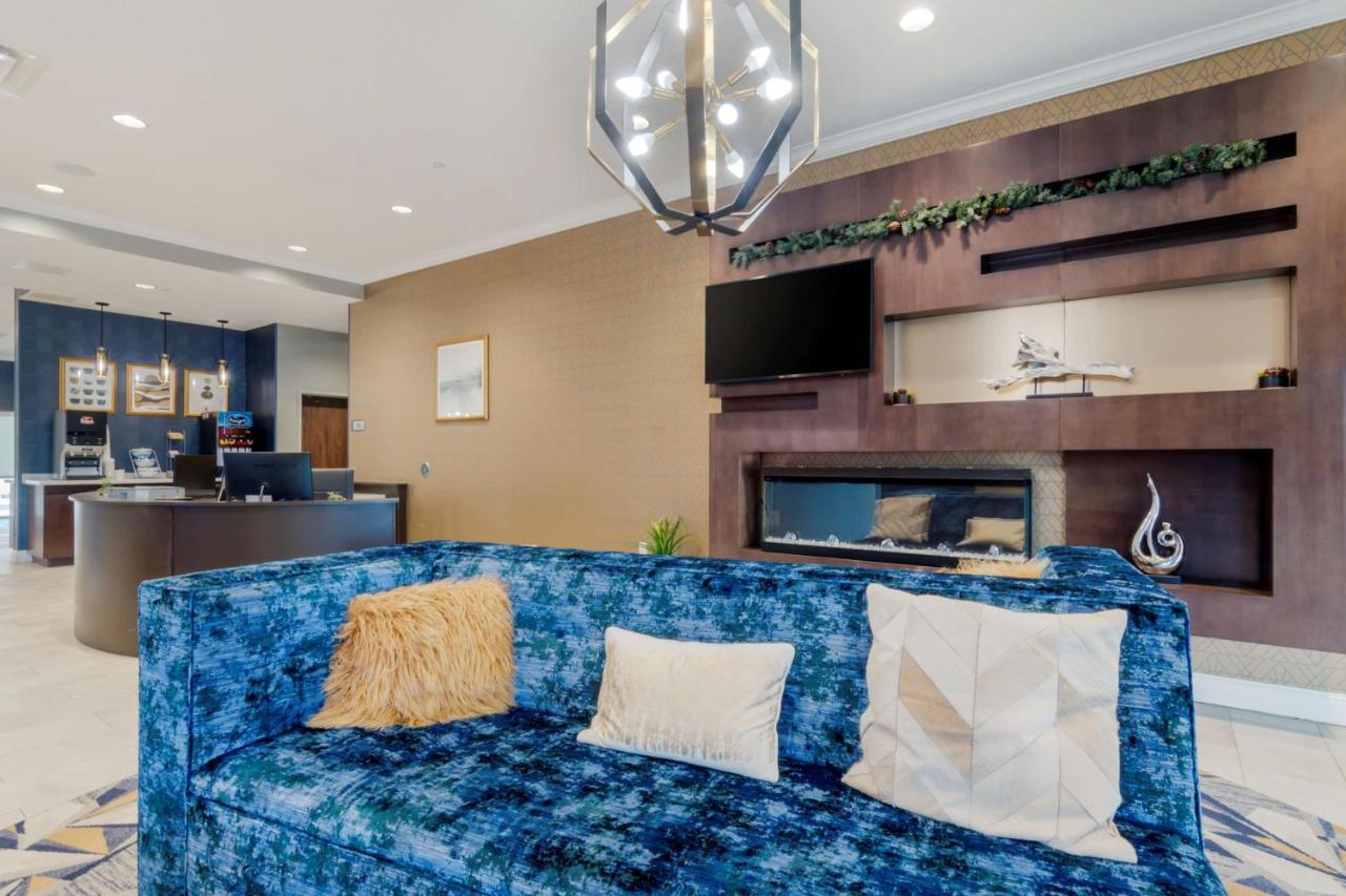 Best Western Plus St. Louis Airport Hotel Woodson Terrace Exterior photo