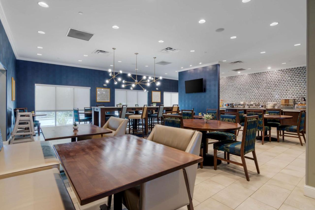 Best Western Plus St. Louis Airport Hotel Woodson Terrace Exterior photo