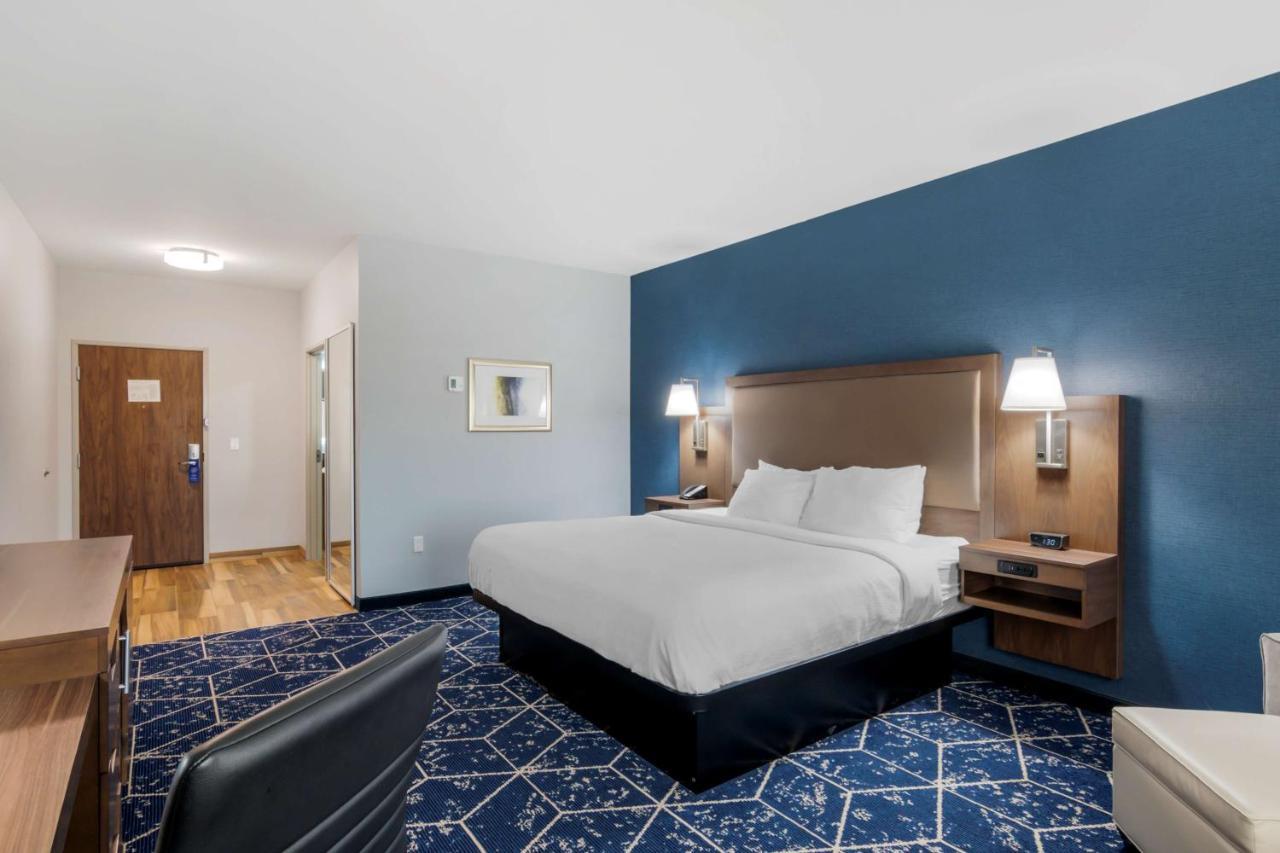 Best Western Plus St. Louis Airport Hotel Woodson Terrace Exterior photo