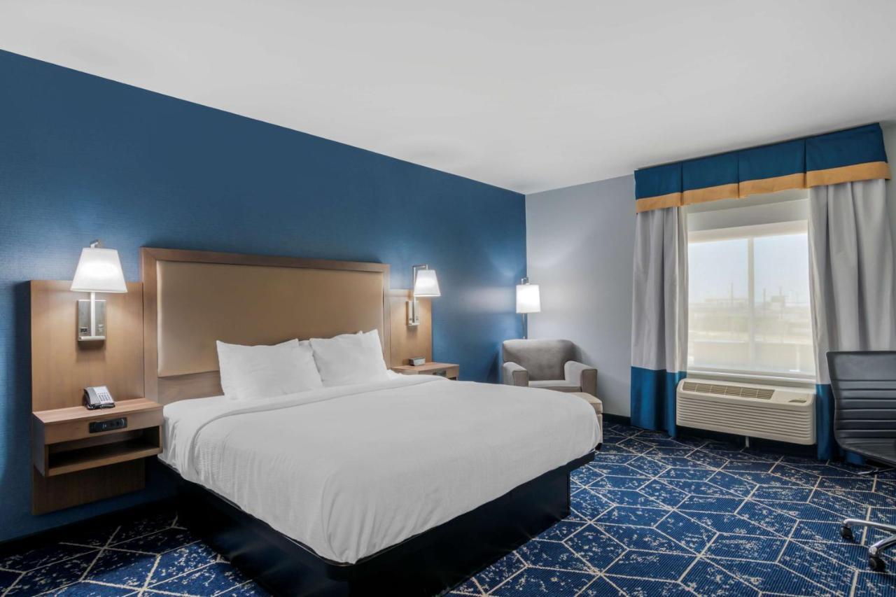 Best Western Plus St. Louis Airport Hotel Woodson Terrace Exterior photo
